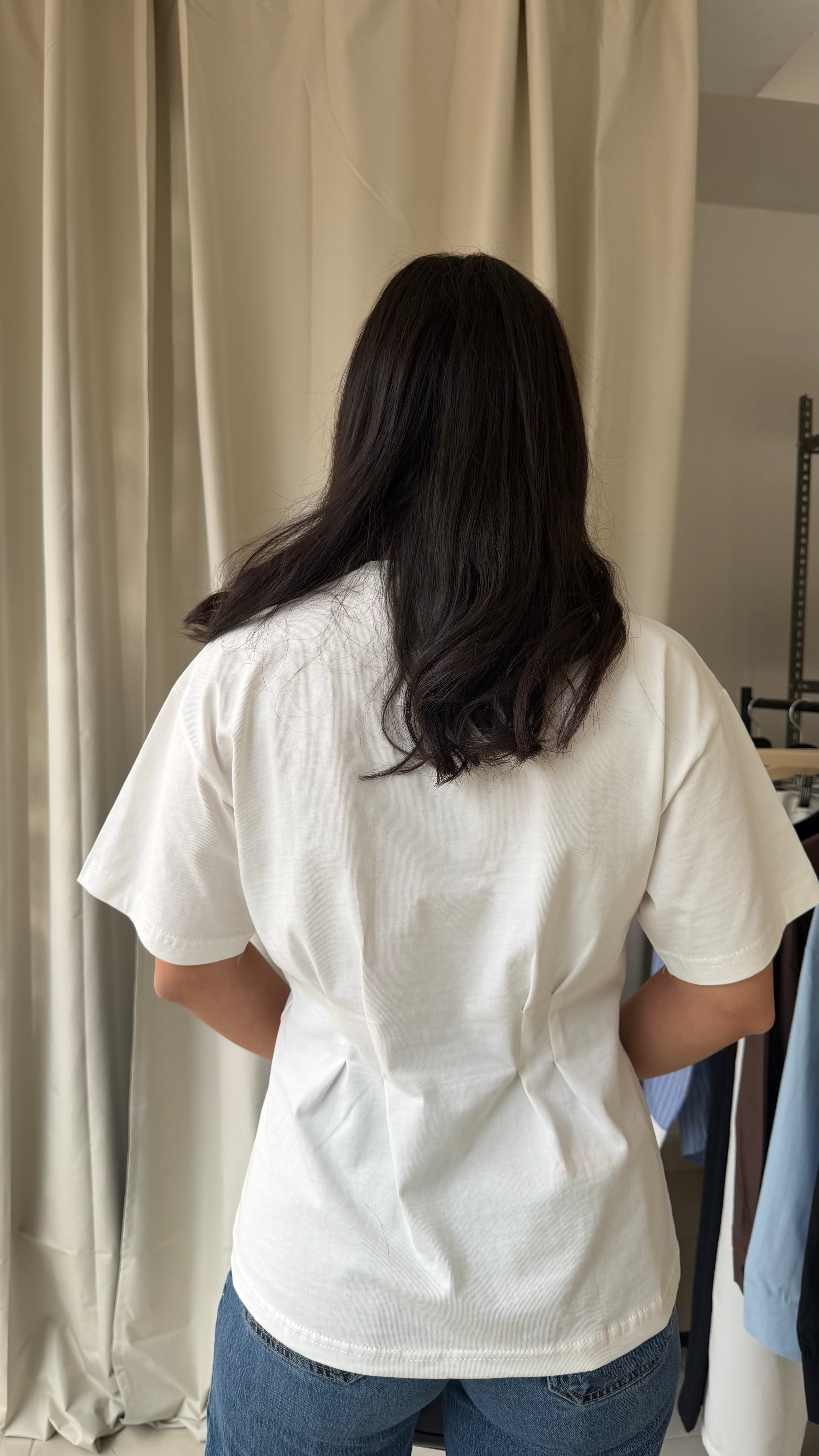 Beyaz Pileli Tişört