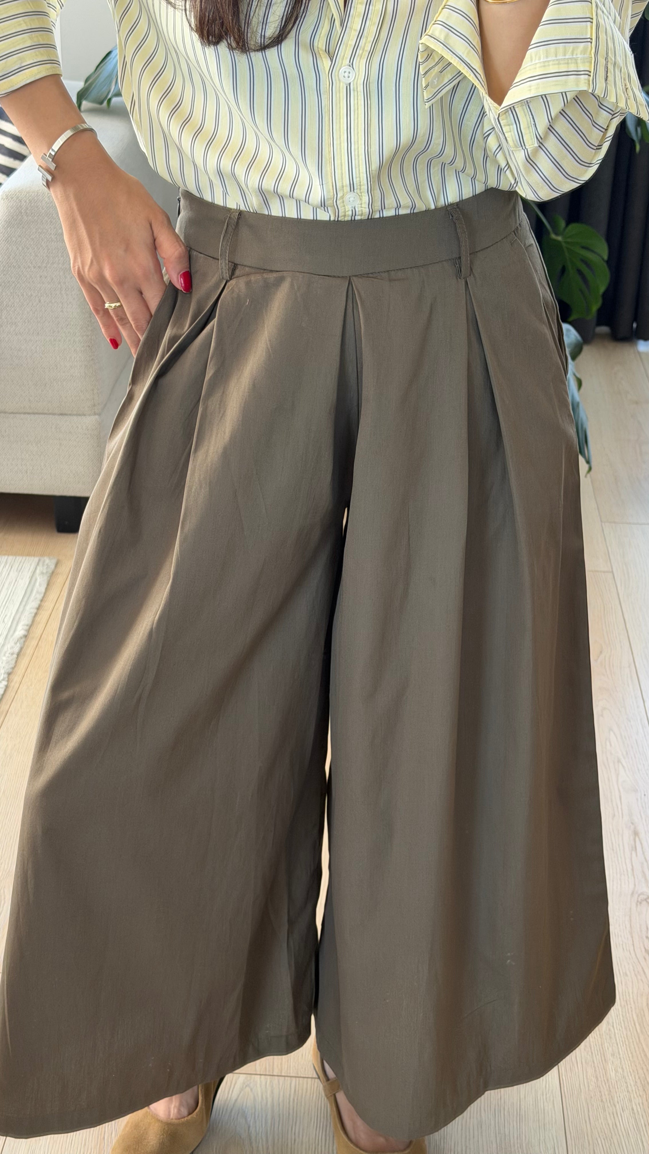 Haki Pileli Culotte Pantolon