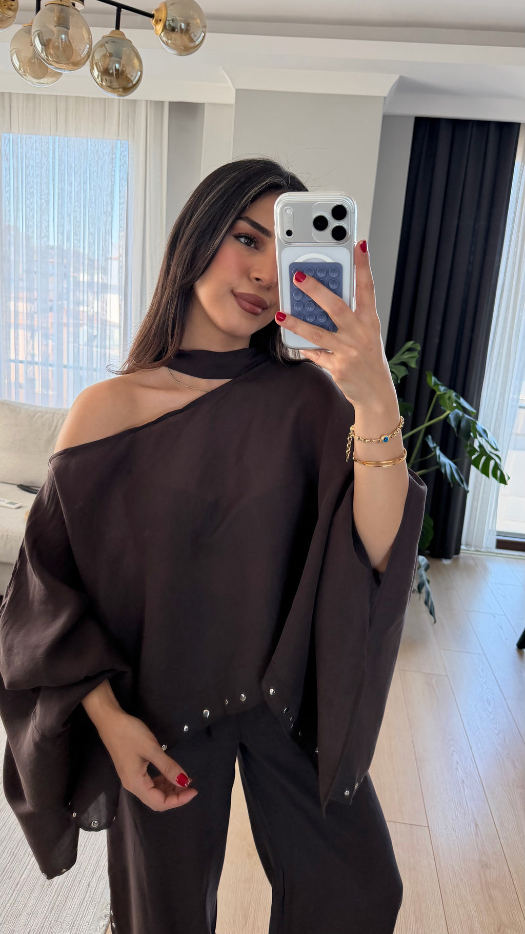 Zımba Detaylı Kahverengi Şalvar Pelerin Takım